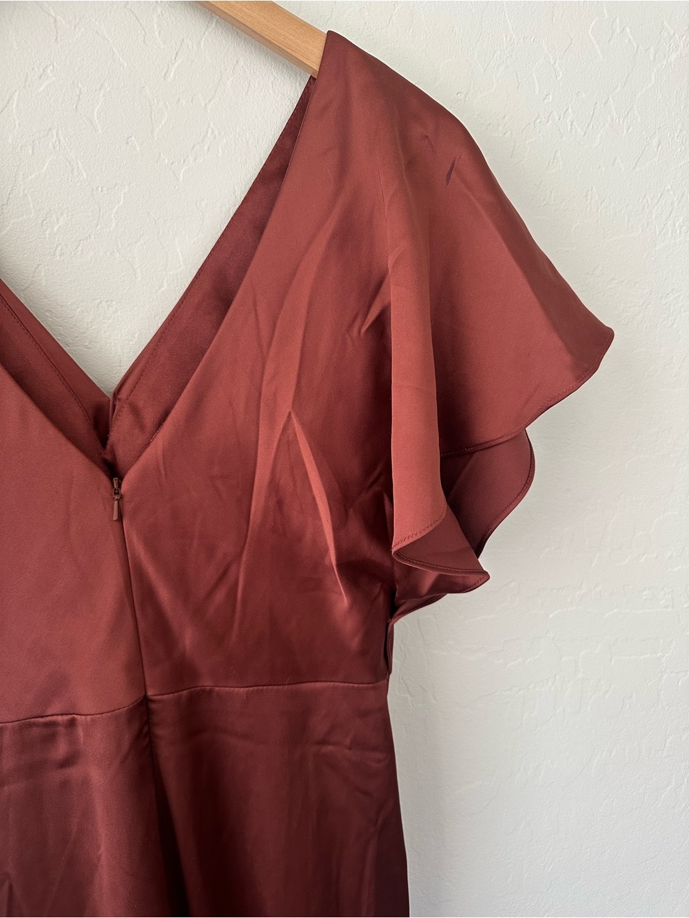 Revelry Gwen Satin Maxi Formal Dress Gown in Copper Rust, Size 4 - Picture 4 of 8